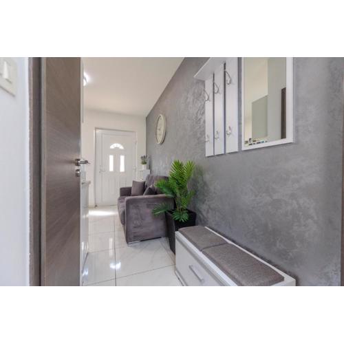 Apartment EMA
