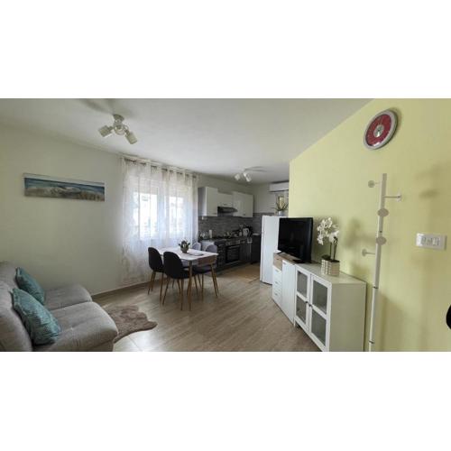 Apartment Emi