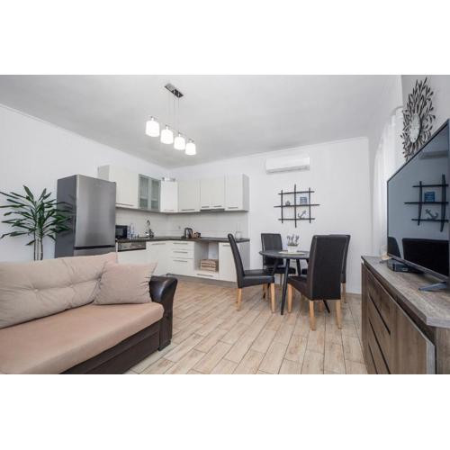 Apartment Feratjer