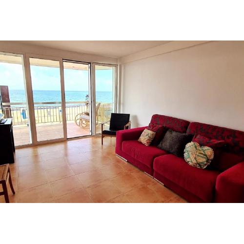 Apartment First Line Terrace Sea View