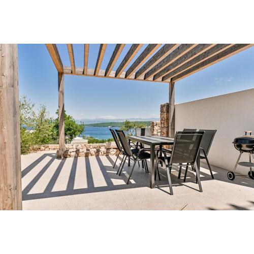 Apartment Flori with sea view