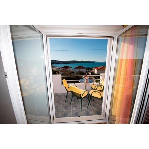 Apartment for 4 near the beach