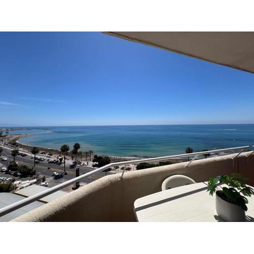 Apartment Front Sea View & Terrace BenalBeach