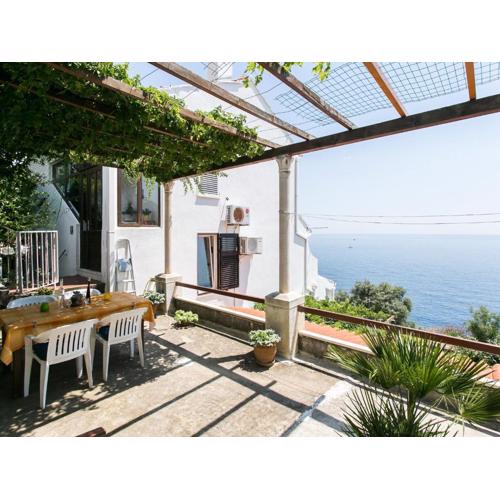 Apartment Gigi - Two Bedroom Apartment with Terrace and Sea View