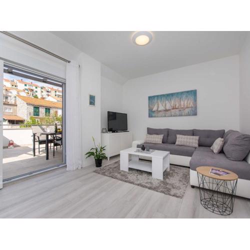 Apartment Gloria - One Bedroom Apartment with Terrace