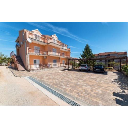 Apartment Goge