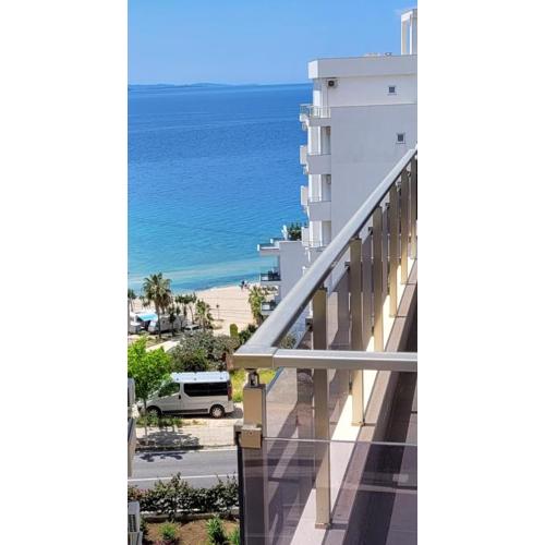 Apartment Happy Stay at Bistrica Beach