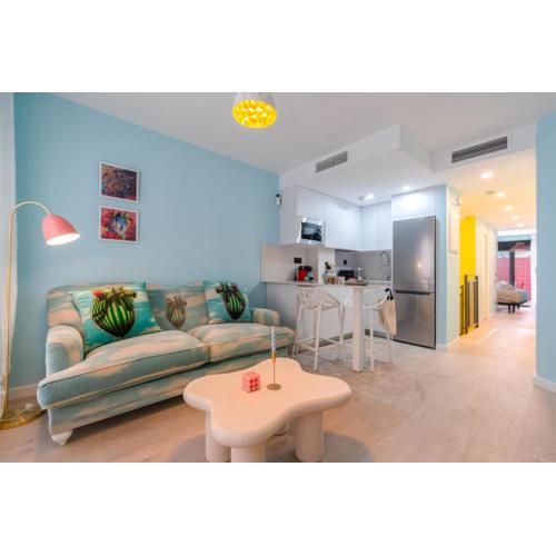 Apartment Heart with Patio , by Cazul Málaga