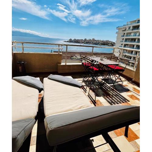 Apartment HYGGE Seaside with full sea view