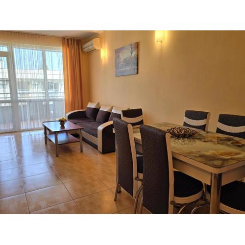 Apartment in Central Plaza