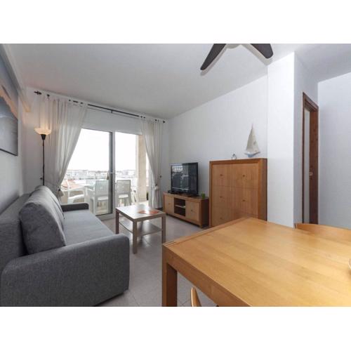 Apartment in Empuriabrava with canal view