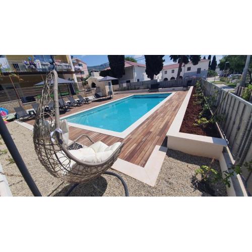 Apartment in Kastel Luksic with terrace, air conditioning, W-LAN, washing machine 5107-3