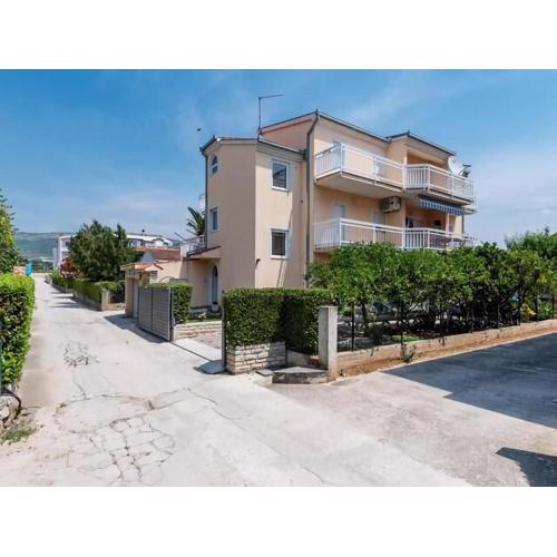 Apartment in Kastel near the Sea