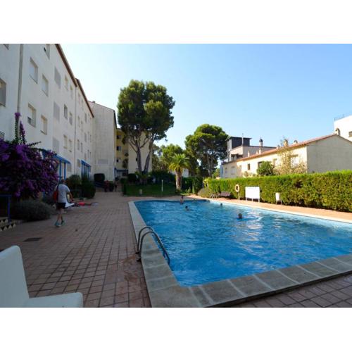 Apartment in Lescala near Beaches