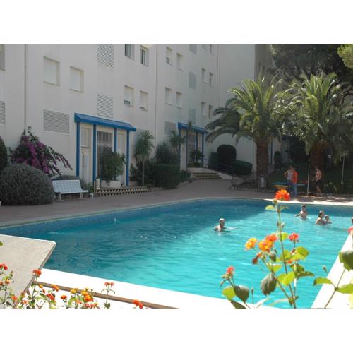 Apartment in LEscala with garden