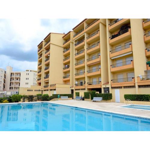 Apartment in LEscala with Swimming Pool