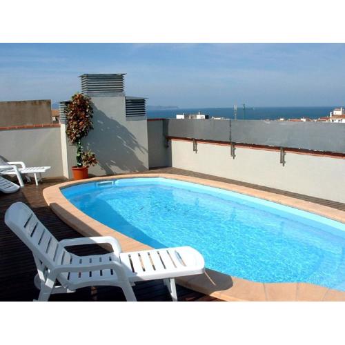 Apartment in LEscala with Swimming Pool