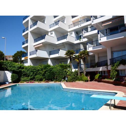 Apartment in Lescala with terrace