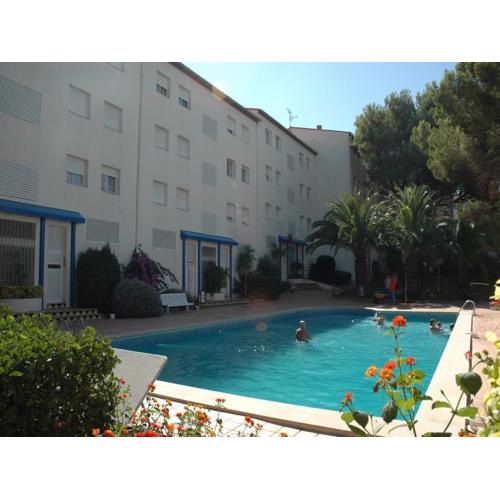 Apartment in LEscala with Terrace