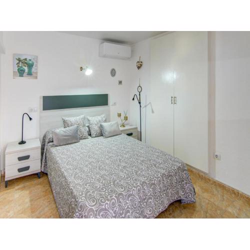 Apartment in Lloret de Mar for six people, cleaning included