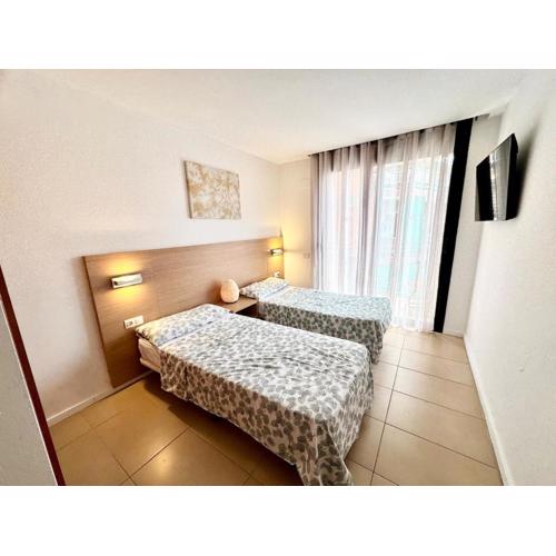 Apartment in Lloret de Mar with Pool and Parking