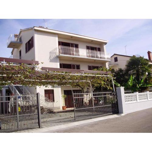 Apartment in Malinska 50