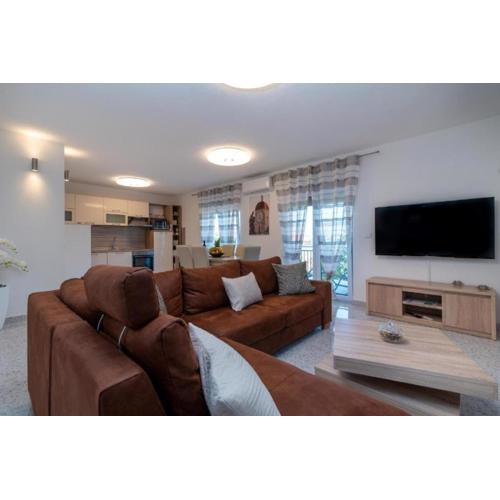 Apartment in Mastrinka with sea view, terrace, air conditioning, WiFi 5159-3