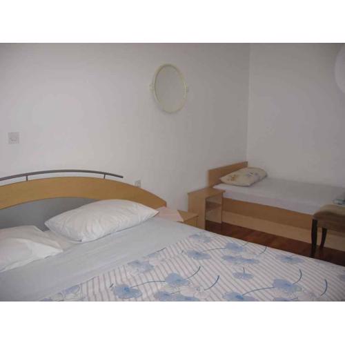 Apartment in Novi Vinodolski 37973