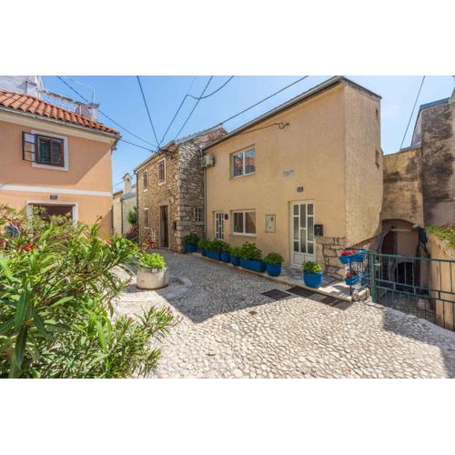Apartment in Novi Vinodolski 45266