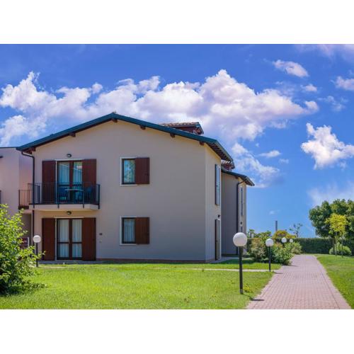 Apartment in Peschiera del Garda 22085