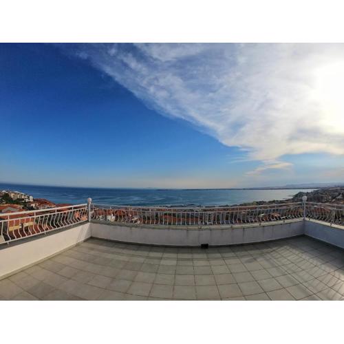 Apartment in St. Vlas with terrace