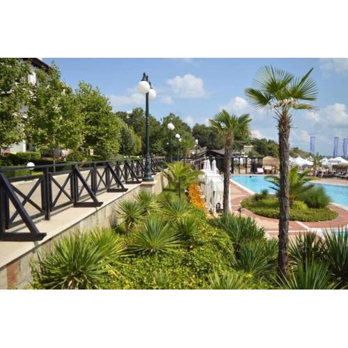 Apartment in the picturesque Oasis Resort & Spa