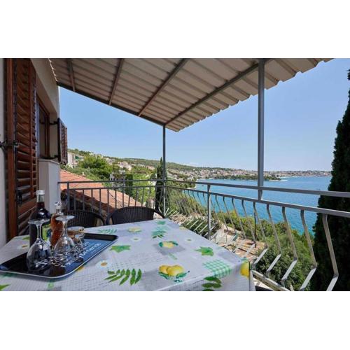 Apartment in Trogir with sea view, balcony, air conditioning, W-LAN 5055-2