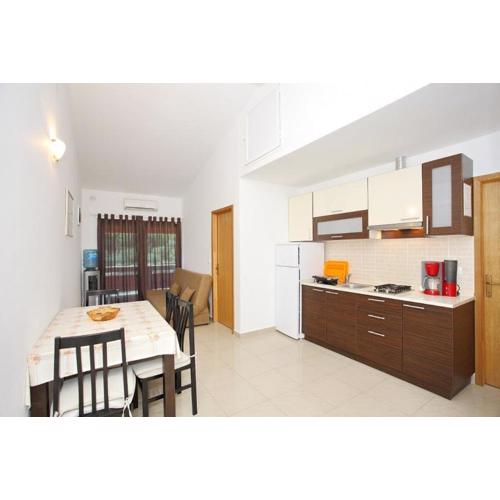 Apartment in Vir with sea view, balcony, air conditioning, Wi-Fi (4595-3)