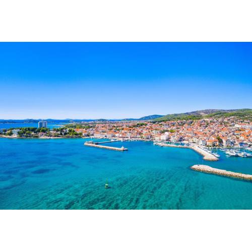 Apartment in Vodice with balcony, air conditioning, WiFi (4323-1)