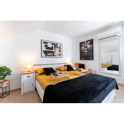 Apartment Ira
