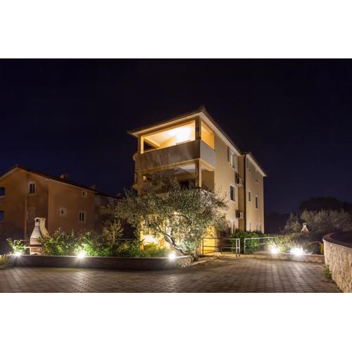Apartment Ivana 2435