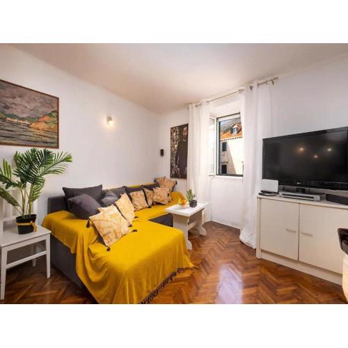 Apartment Jany - Two Bedroom Apartment with City View