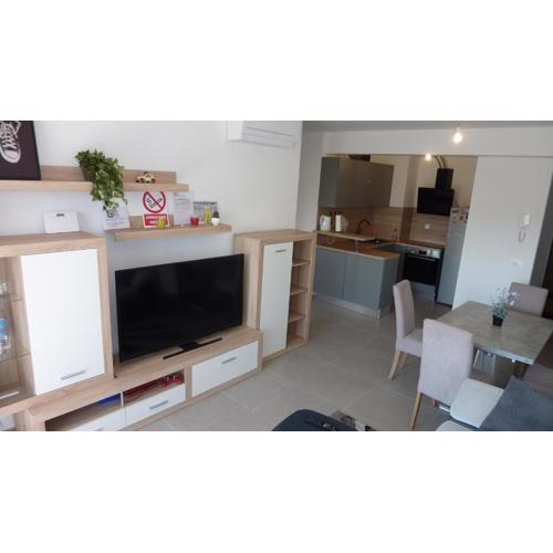 Apartment Jere with private parking