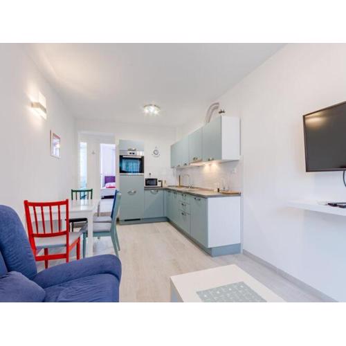 Apartment Karlo - Two Bedroom Apartment with Balcony Matani