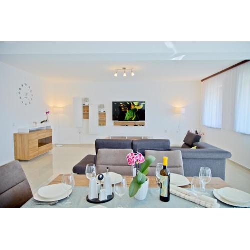 Apartment Karolina - green oasis