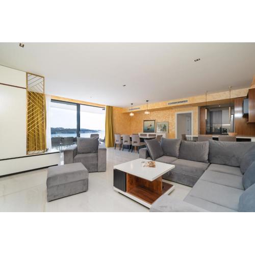 Apartment Laurus five stars