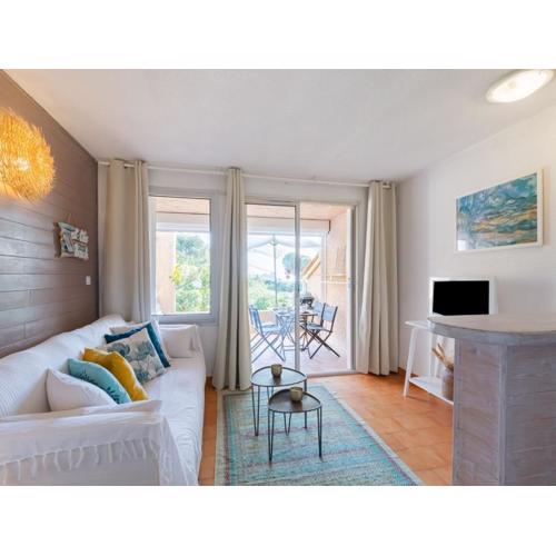 Apartment Les Coteaux de la Nartelle-26 by Interhome