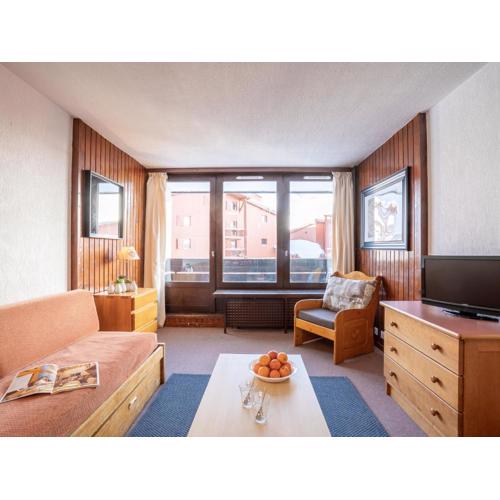 Apartment Les Grandes Platières II by Interhome
