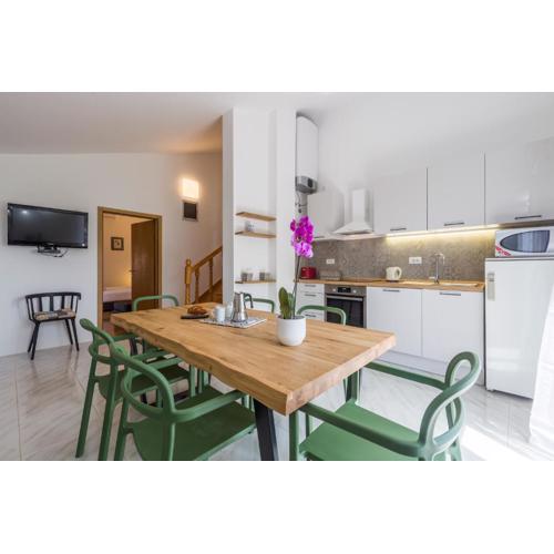Apartment Lungera