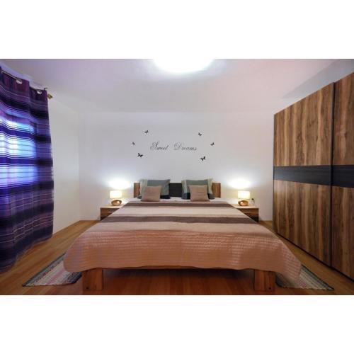 Apartment Luti Pula