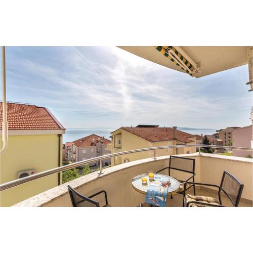 Apartment Makarska With Sea View 02