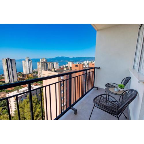 Apartment Mares View
