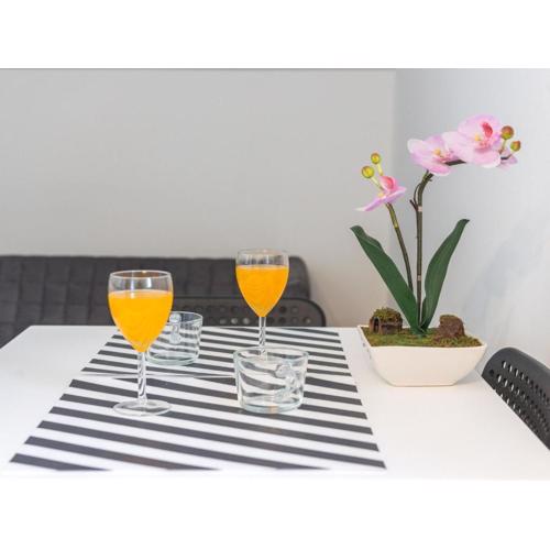 Apartment Marilyn - Two Bedroom Apartment with Terrace and Partial Sea View