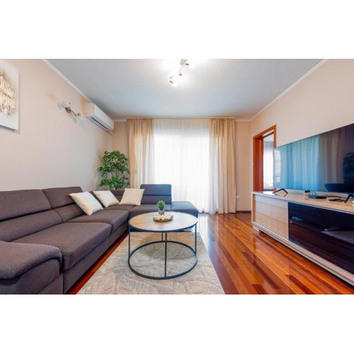 Apartment Matea with terrace